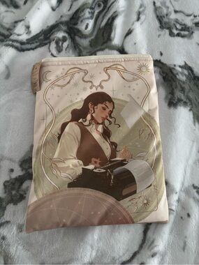 Fairyloot - Divine Rivals Book Sleeve